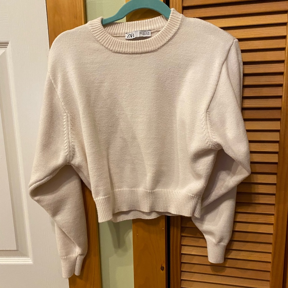 White Sweater Cropped